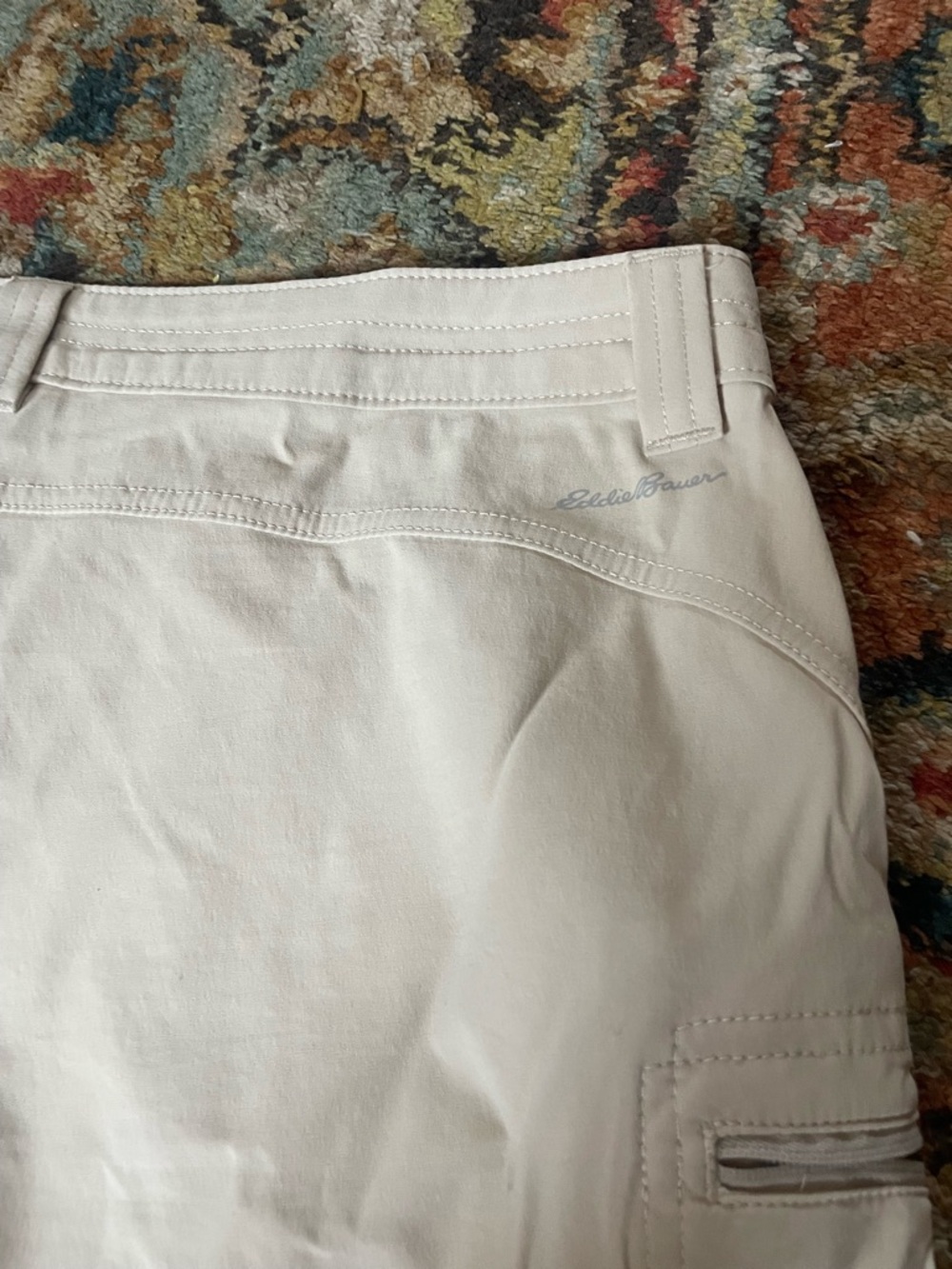 Eddie Bauer Women's Light Beige Athletic Cargo Shorts - Picture 5 of 5